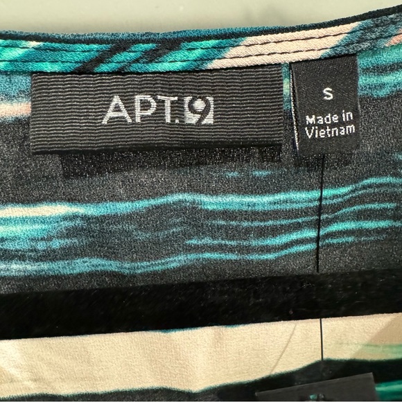 Apt. 9 Striped V-Neck Tank Top Size S New With Tags - Picture 15 of 16